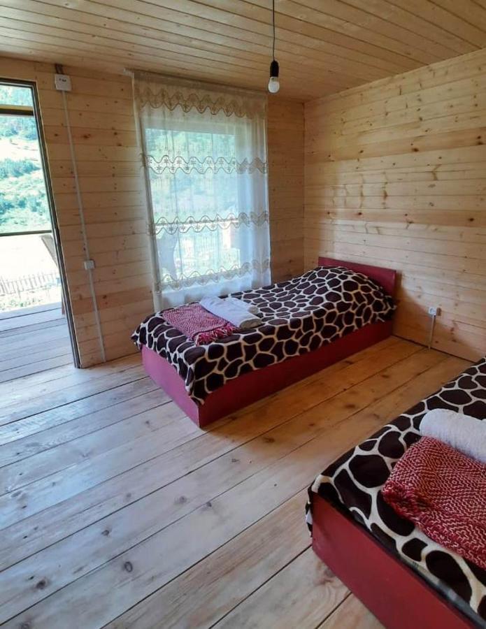 Guesthouse Pirimze Dartlo Esterno foto
