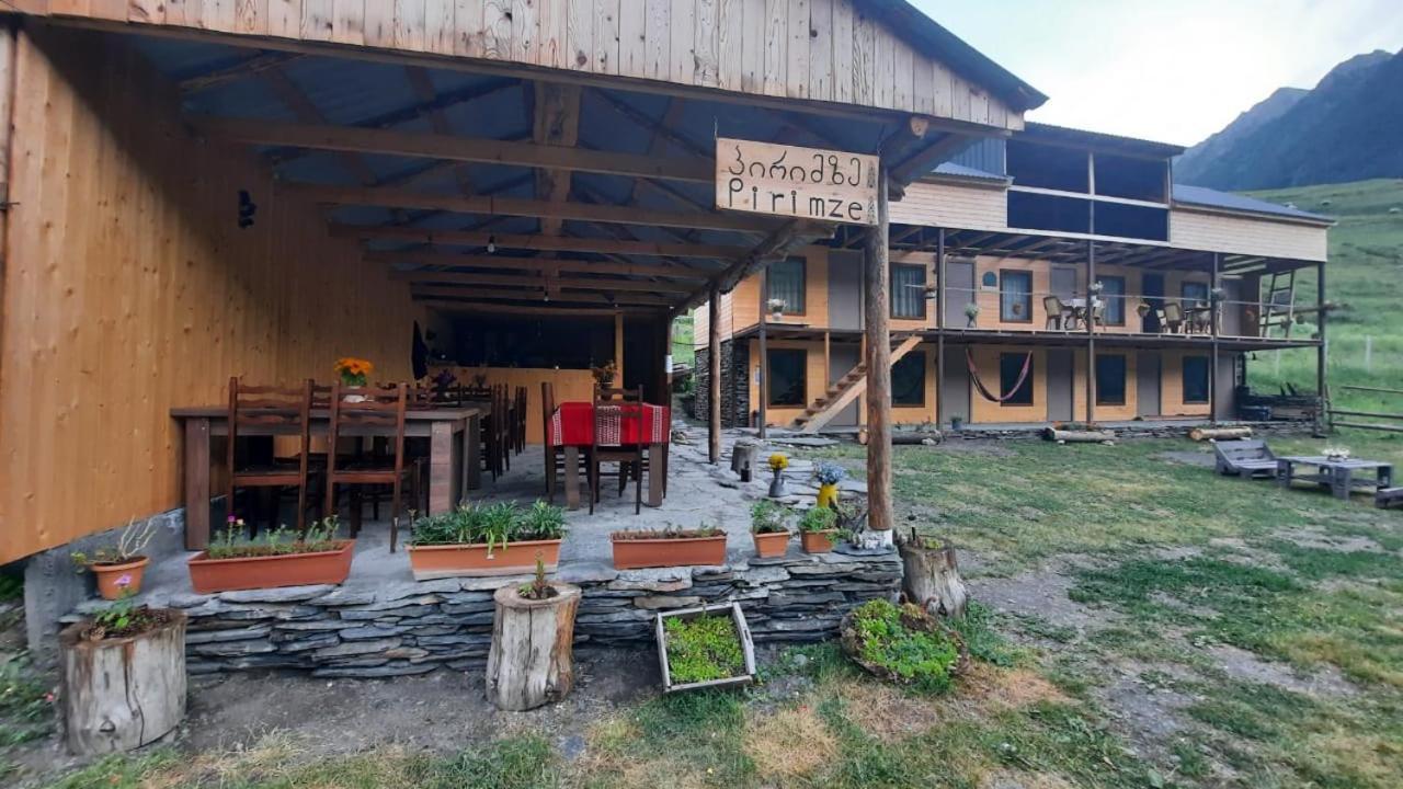 Guesthouse Pirimze Dartlo Esterno foto